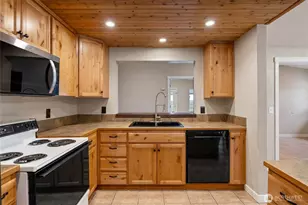 6408 366th Street Ct E, Eatonville, WA 98328 - Photo 5
