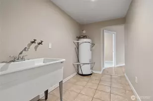 6408 366th Street Ct E, Eatonville, WA 98328 - Photo 25