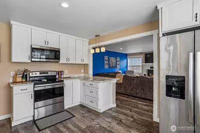 950 SE 4th Avenue, Oak Harbor, WA 98277 - Photo 23