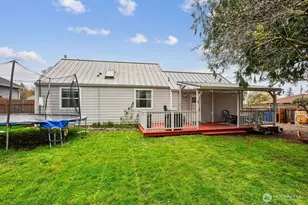 950 SE 4th Ave, Oak Harbor, WA 98277 - Photo 5