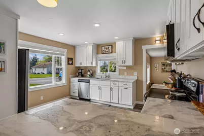 950 SE 4th Avenue, Oak Harbor, WA 98277 - Photo 19