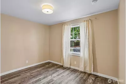 950 SE 4th Avenue, Oak Harbor, WA 98277 - Photo 25