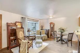 1002 Columbia Ave, Marysville, WA 98270 - Photo 3