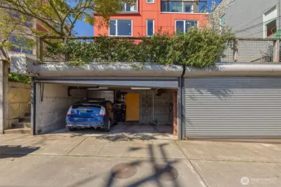 1529 Grandview Place E, Seattle, WA 98112 - Photo 35