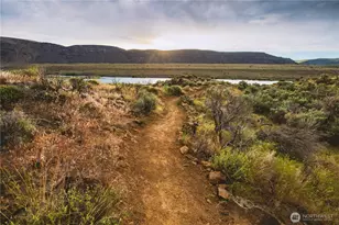 671 Ravens Home Ln, Malaga, WA 98828 - Photo 37