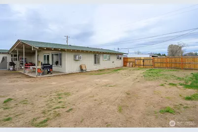 206 208 Beale Avenue, Moses Lake, WA 98837 - Photo 35