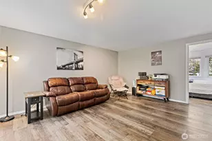 17704 Robinhood Ln, Snohomish, WA 98290 - Photo 21