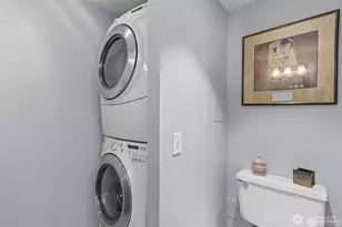 2201 3rd Ave, Seattle, WA 98121 - Photo 29