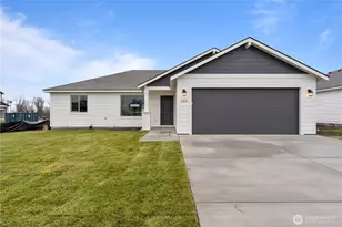 202 N Sandy Loop, Moses Lake, WA 98837 - Photo 1