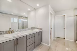 12482 SE 301st Pl, Auburn, WA 98092 - Photo 13