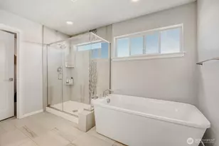 12482 SE 301st Pl, Auburn, WA 98092 - Photo 15