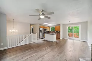 1816 225th St SE, Bothell, WA 98021 - Photo 3