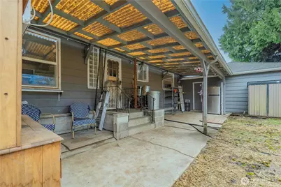 11324 Waller Road E, Tacoma, WA 98446 - Photo 13