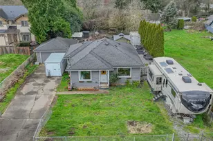 11324 Waller Rd E, Tacoma, WA 98446 - Photo 3