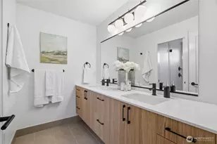 3646 Greenwood Ave N, Seattle, WA 98103 - Photo 17