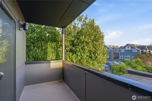 3646 Greenwood Ave N, Seattle, WA 98103 - Photo 31