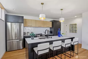 3646 Greenwood Ave N, Seattle, WA 98103 - Photo 13