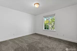18945 Ivan St SW, Rochester, WA 98579 - Photo 13
