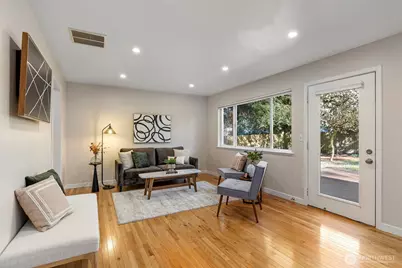 2358 NE Adler Ct, Poulsbo, WA 98370 - Photo 9