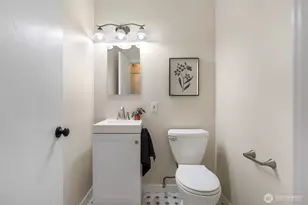 2358 NE Adler Ct, Poulsbo, WA 98370 - Photo 19