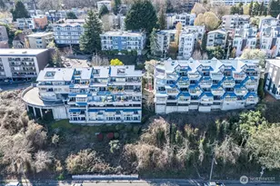 2400 8th Ave N, Seattle, WA 98109 - Photo 33