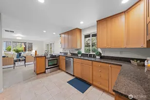 5918 128th Ave SE, Bellevue, WA 98006 - Photo 7