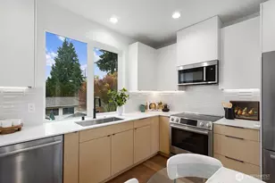 3216 47th Ave SW, Seattle, WA 98116 - Photo 5