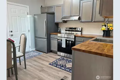 24022 Vinland Terrace NW, Poulsbo, WA 98370 - Photo 15