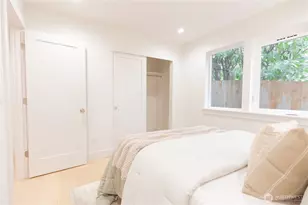 1528 25th Ave, Seattle, WA 98122 - Photo 9