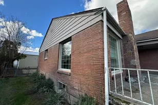 4811 N Lincoln St, Spokane, WA 99205 - Photo 3