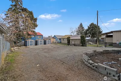 533 Methow #A,B,C, Wenatchee, WA 98801 - Photo 11