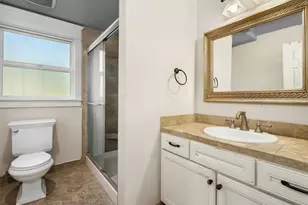 20802 SE 34th St, Sammamish, WA 98075 - Photo 5