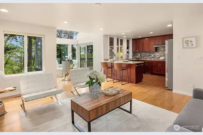 5005 136th Place SE, Bellevue, WA 98006 - Photo 9
