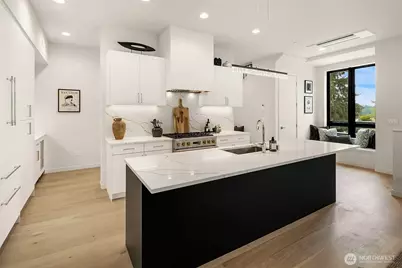 286 118th Avenue SE, Bellevue, WA 98005 - Photo 11