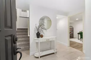 18505 NE 26th St, Redmond, WA 98052 - Photo 5