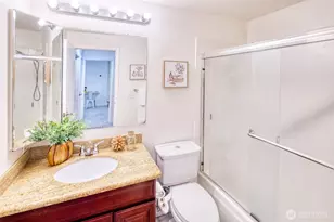 15208 NE 8th St, Bellevue, WA 98007 - Photo 13