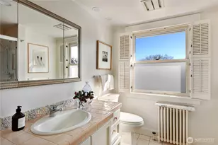 901 11th Ave E, Seattle, WA 98102 - Photo 27