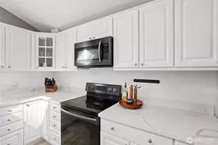 822 S Winnifred St, Tacoma, WA 98465 - Photo 13