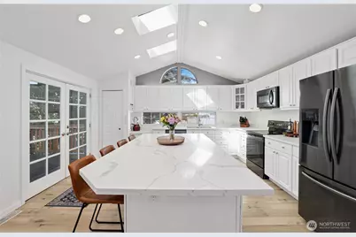 822 S Winnifred Street, Tacoma, WA 98465 - Photo 9