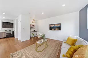 2512 Yale Ave. E., Seattle, WA 98102 - Photo 15