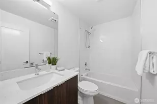 2512 Yale Ave. E., Seattle, WA 98102 - Photo 23