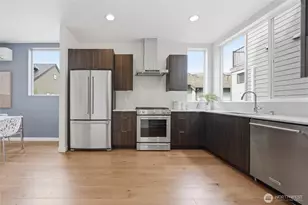2512 Yale Ave. E., Seattle, WA 98102 - Photo 15
