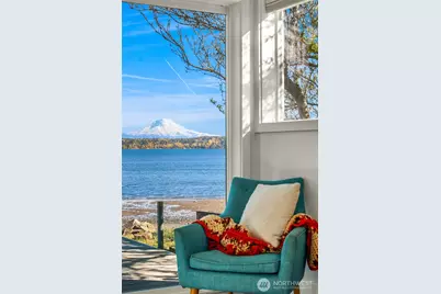 27518 Sandy Shores Drive SW, Vashon, WA 98070 - Photo 17