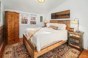 9225 Olympic View Dr, Edmonds, WA 98020 - Photo 21