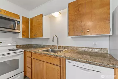 3118 Deer Island Drive E, Lake Tapps, WA 98391 - Photo 21