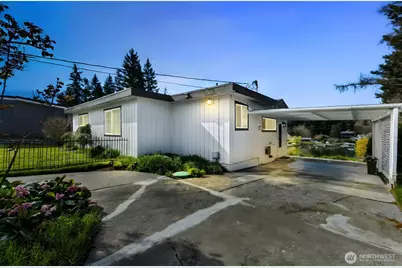 3118 Deer Island Drive E, Lake Tapps, WA 98391 - Photo 5