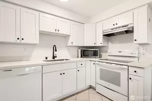 220 SW Clark St, Issaquah, WA 98027 - Photo 5