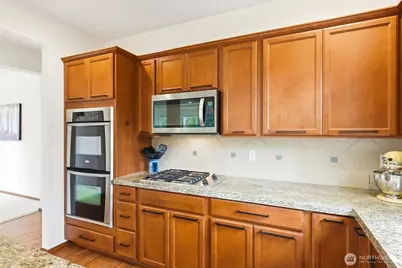 7428 58th Place NE, Marysville, WA 98270 - Photo 11