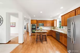 7428 58th Pl NE, Marysville, WA 98270 - Photo 9