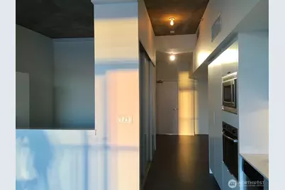 501 Roy Street #T306, Seattle, WA 98109 - Photo 5